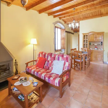 17th Century In Bages Near Montserrat Holiday home *